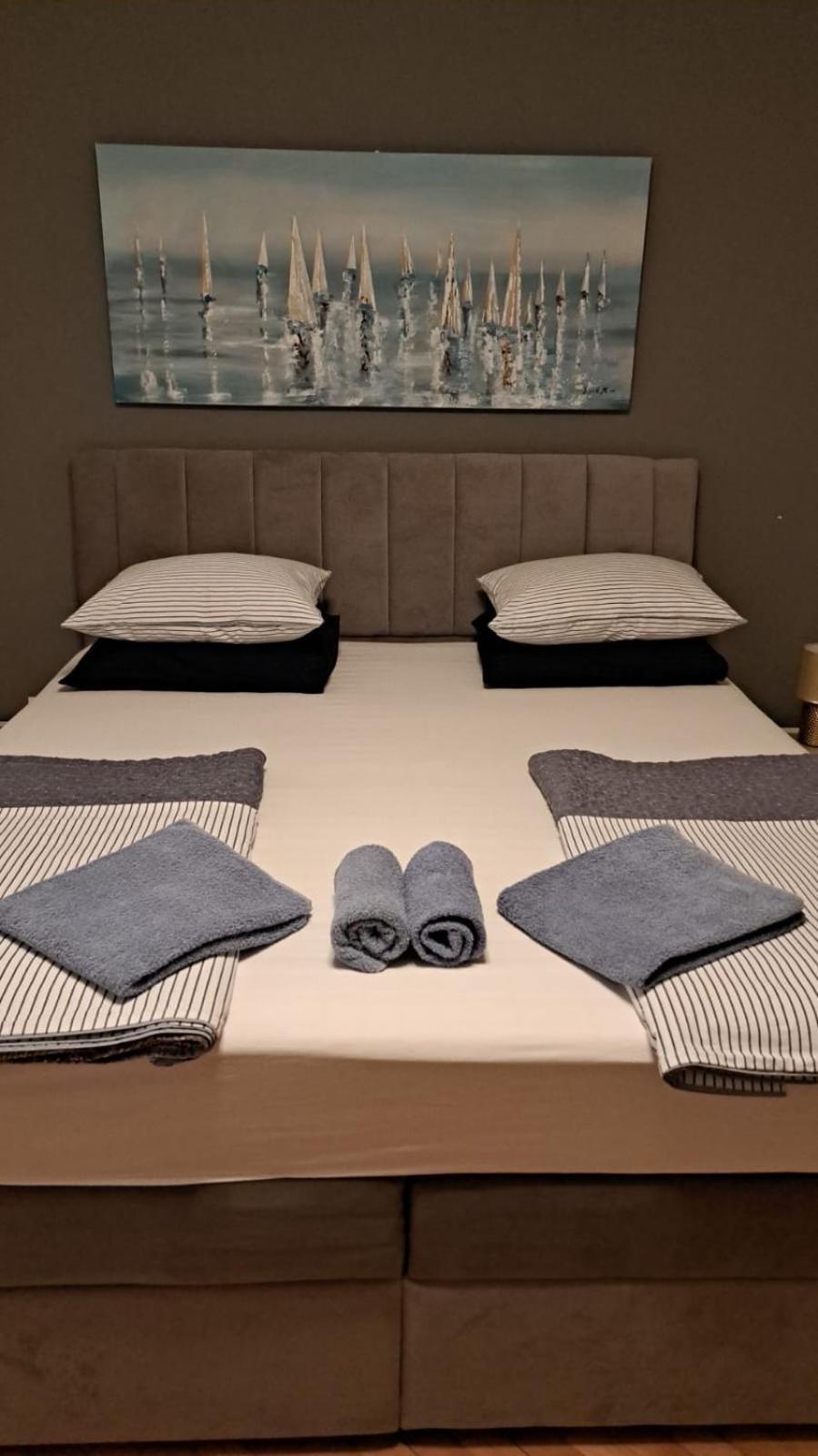 Suit B&R Split Eksteriør bilde